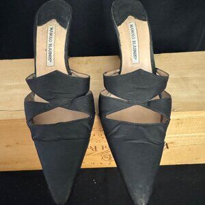 Manolo Blahnik Black Cloth High-heeled Mule